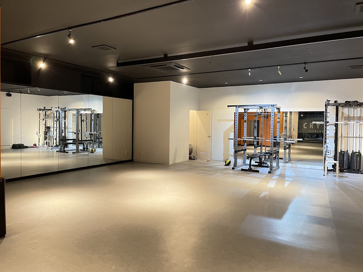 CRYSTAL FITNESS STUDIO