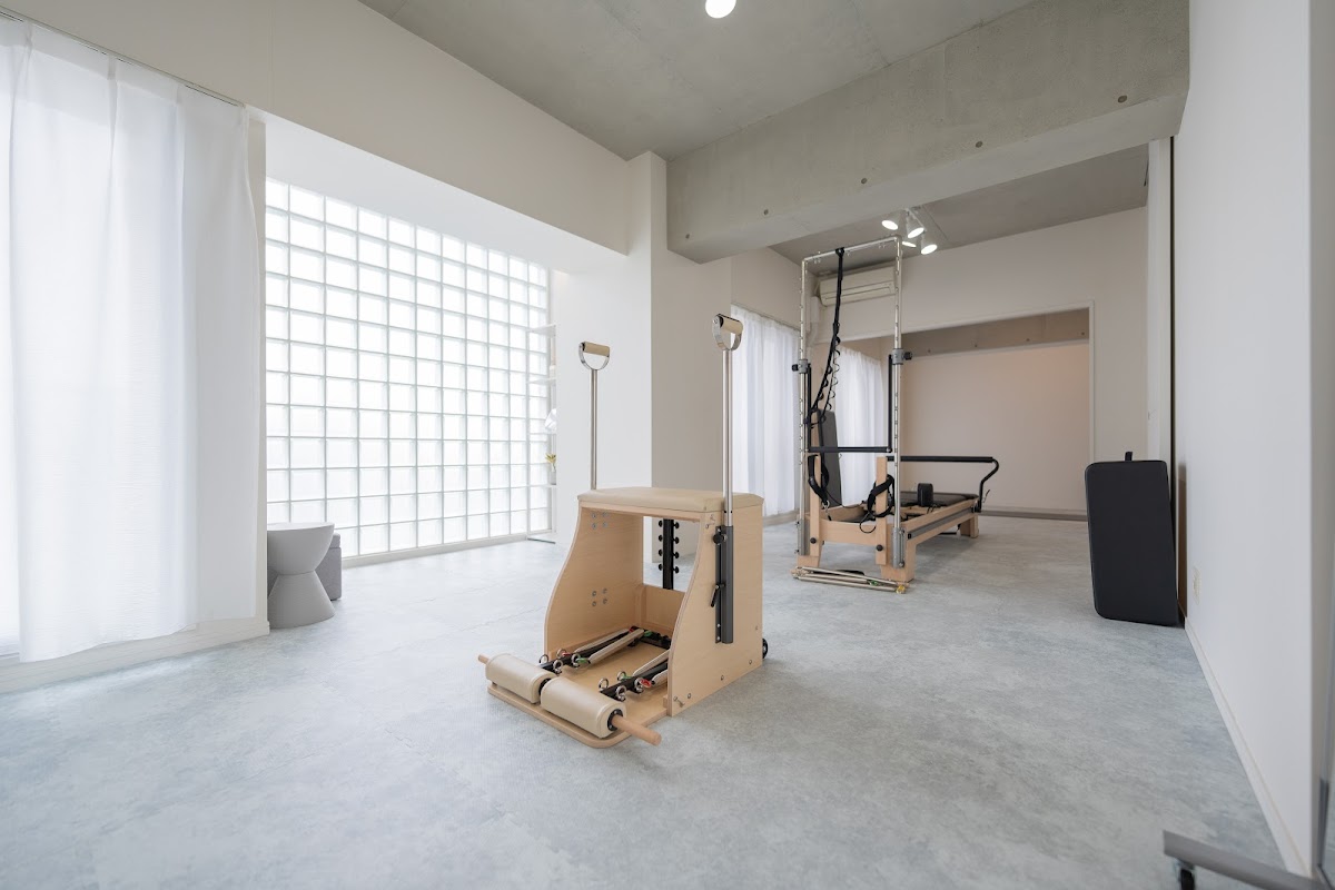 coreva pilates studio(コレバピラティススタジオ)大曽根店
