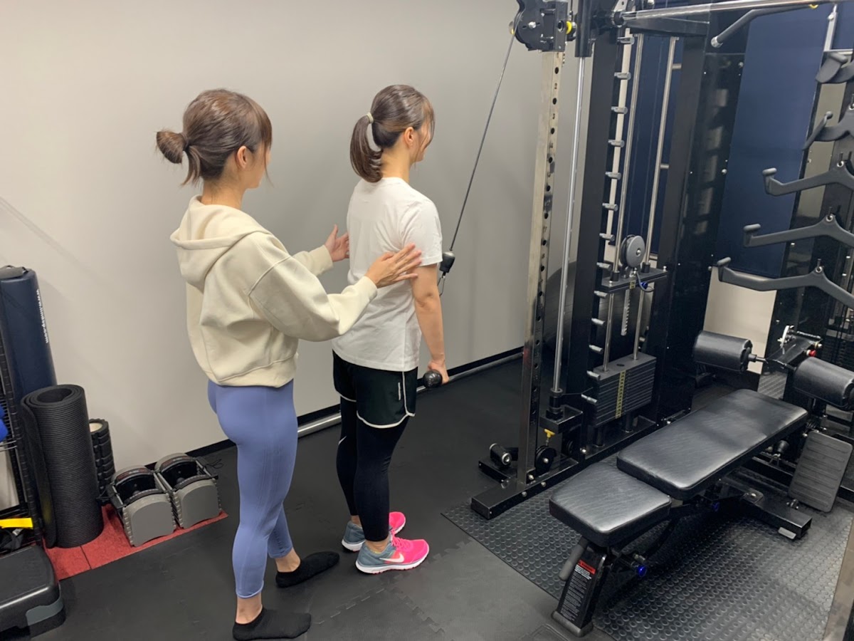 パーソナルジム FIRST SESSION