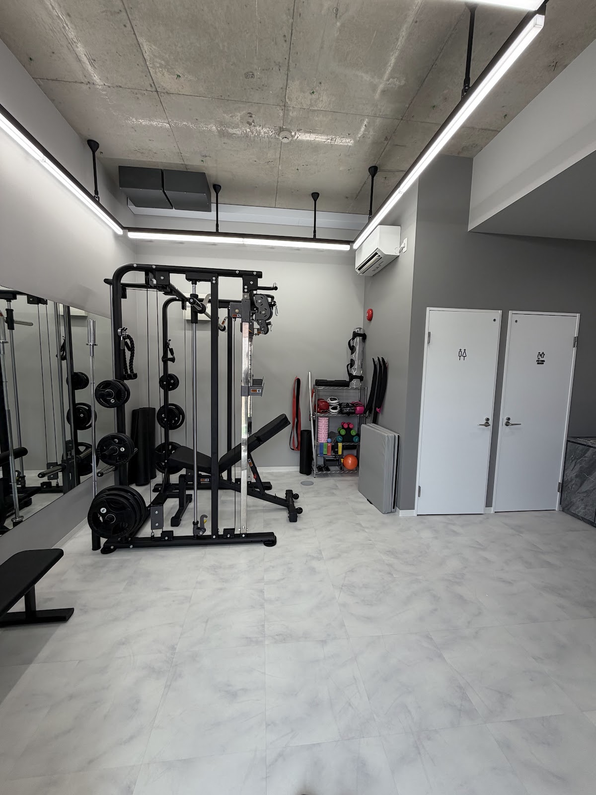 WELF GYM 本山